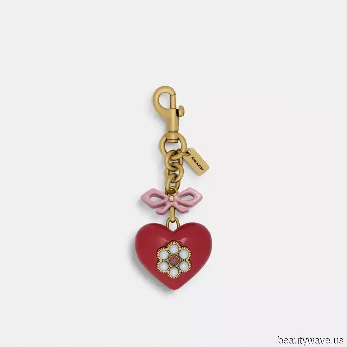 Dai sandali di corda ai vestiti da nanna, 25 pezzi di tendenza che gli editor di NYC stanno acquistando