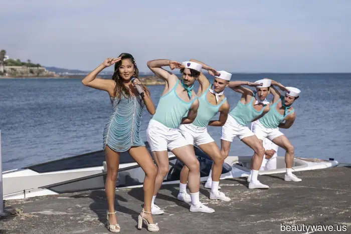 Diese neuen Outfits aus Emily in Paris Staffel 5 werden in 3, 2, 1 viral gehen&hellip;