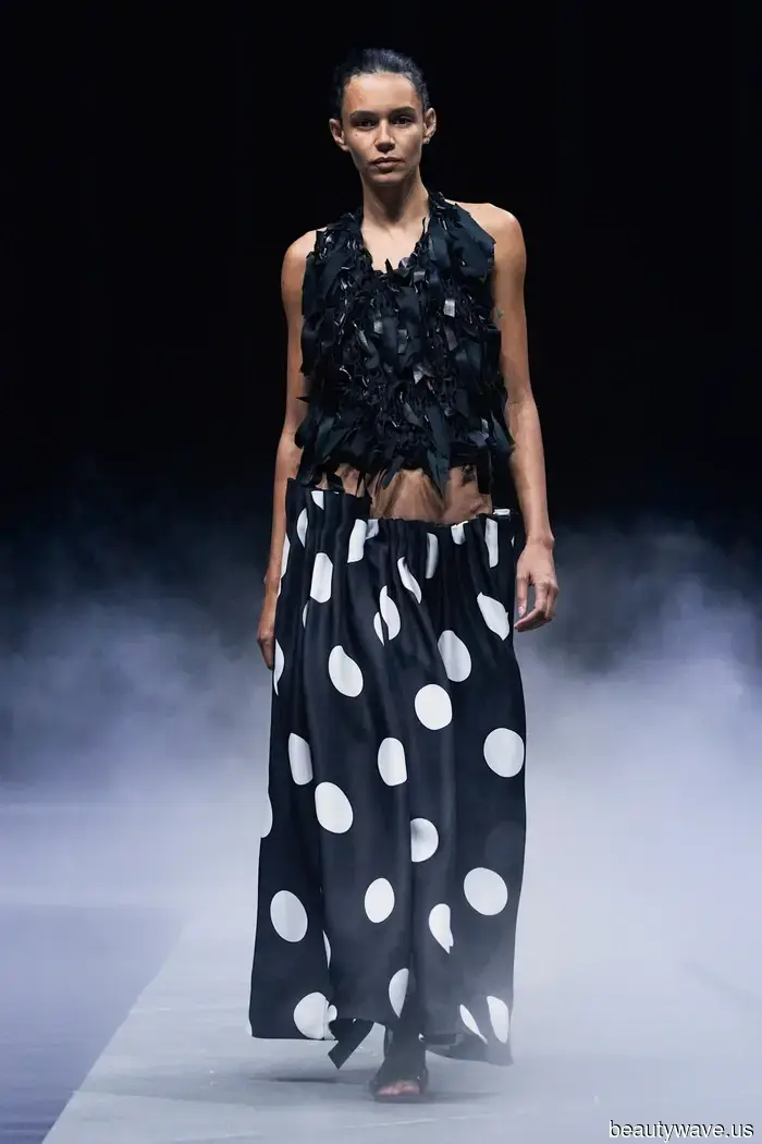 Khaite Demonstrates How to Achieve the Look of the Ultimate Sophisticated Cool Girl