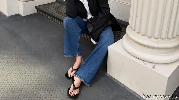 The Top Black Sandals Available at Nordstrom, No Doubt