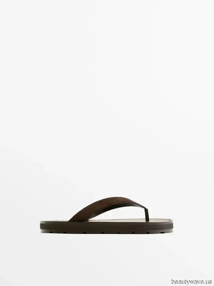 White jeans always appear stylish, but this sandal color enhances their chicness the most.