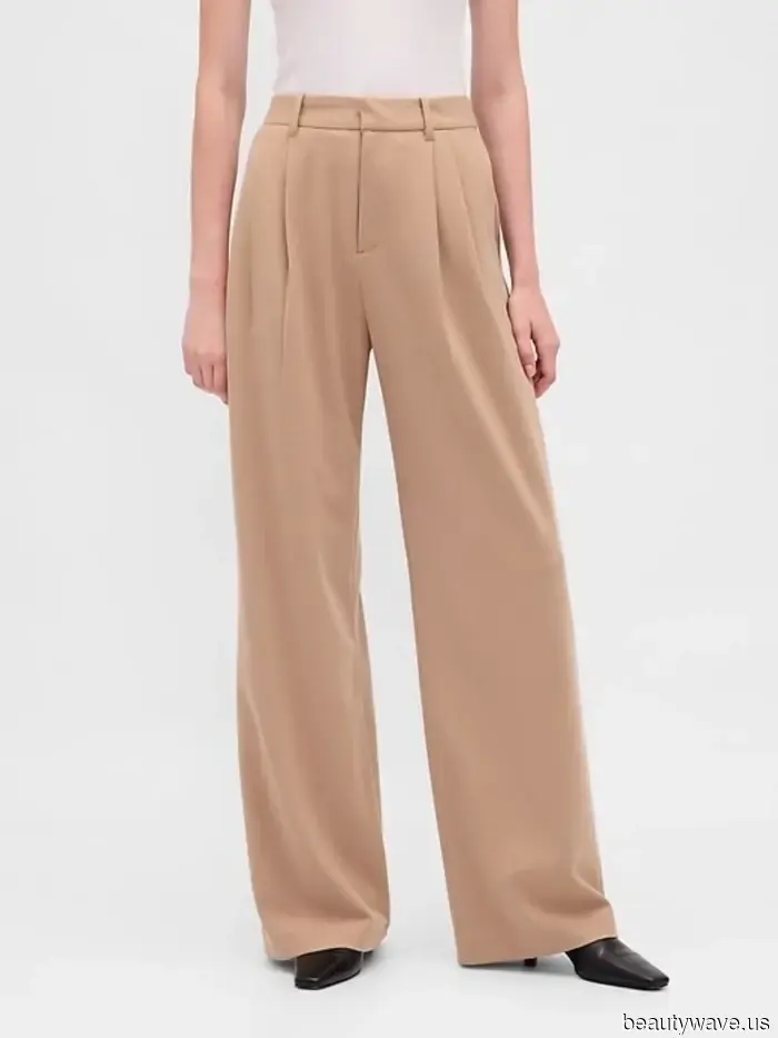 21 Autumnal Gap and Old Navy Items That Seem Perfect for a New England Leaf-Peeping Adventure