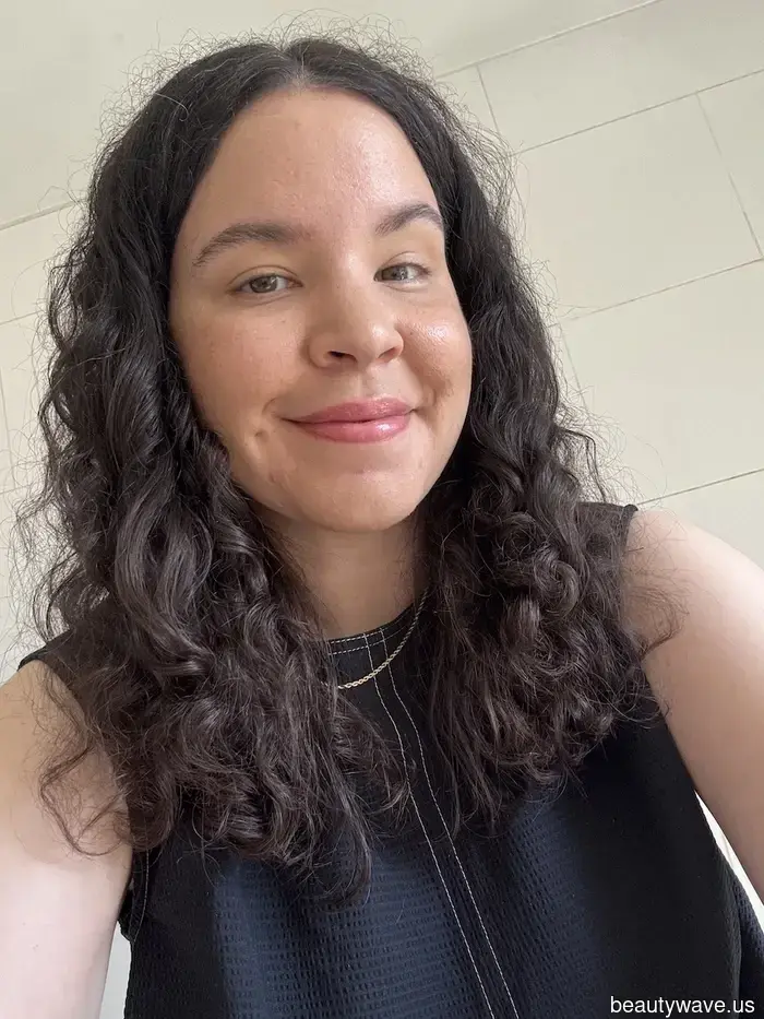 These shampoos and conditioners, endorsed by experts, ensure curls are defined, bouncy, and well-hydrated.