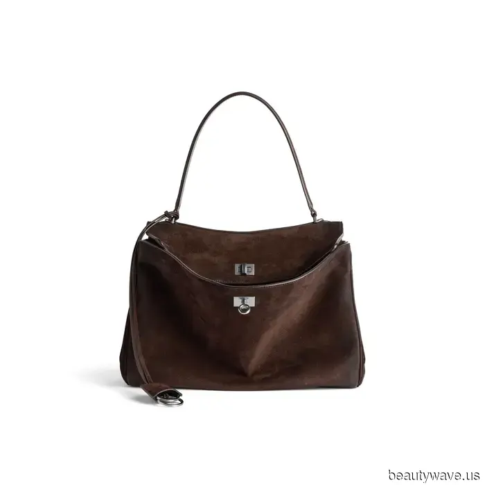 The It Bags of Fall 2025 Are Here, and I Tried Out the 3 That Everyone's Discussing