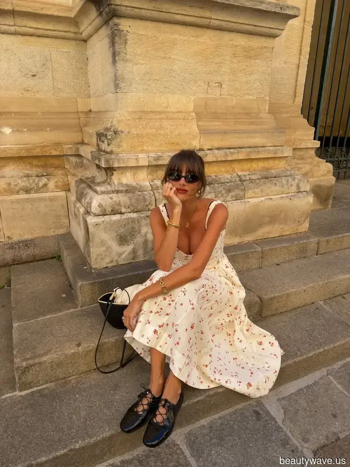 French girls have declared it—here are the 6 trendiest shoe styles to sport this summer.