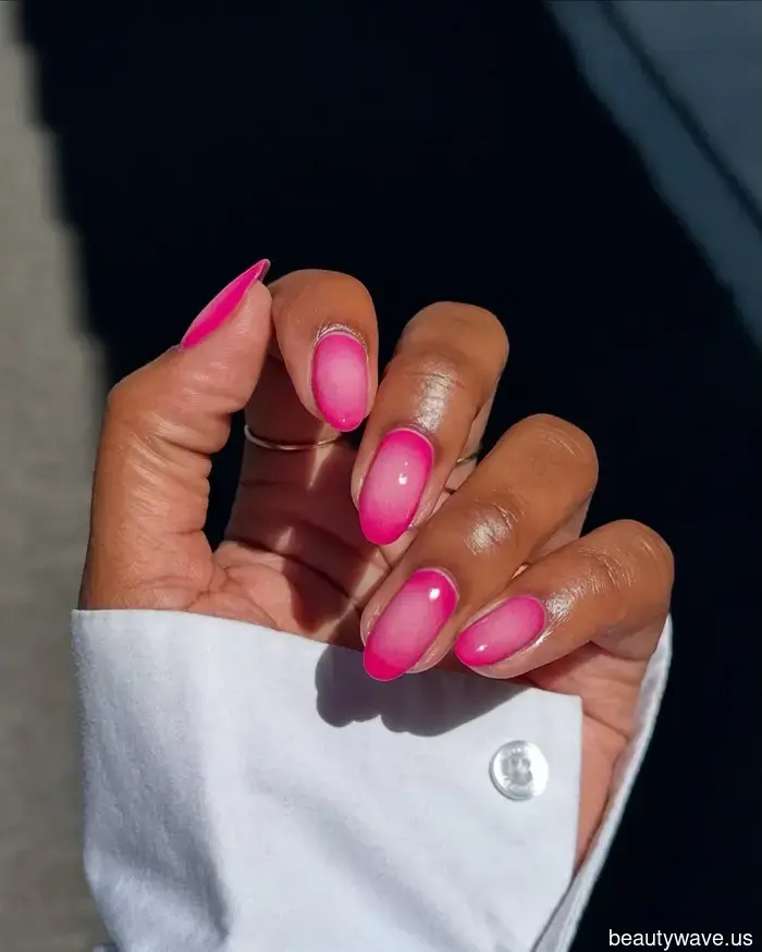 Oh, They’re Totally Back—17 Beautiful Nail Designs That Make This "Old-Fashioned" Mani Feel So 2025