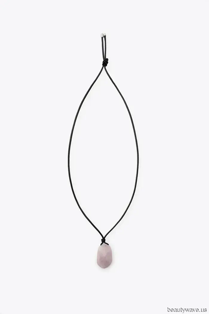 Zara has just offered a glimpse into the major color trends for Fall 2025.