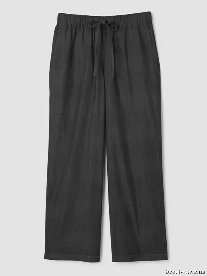 Since the It Girls declared that the '90s are making a comeback, I've been shopping from this stylish throwback brand.