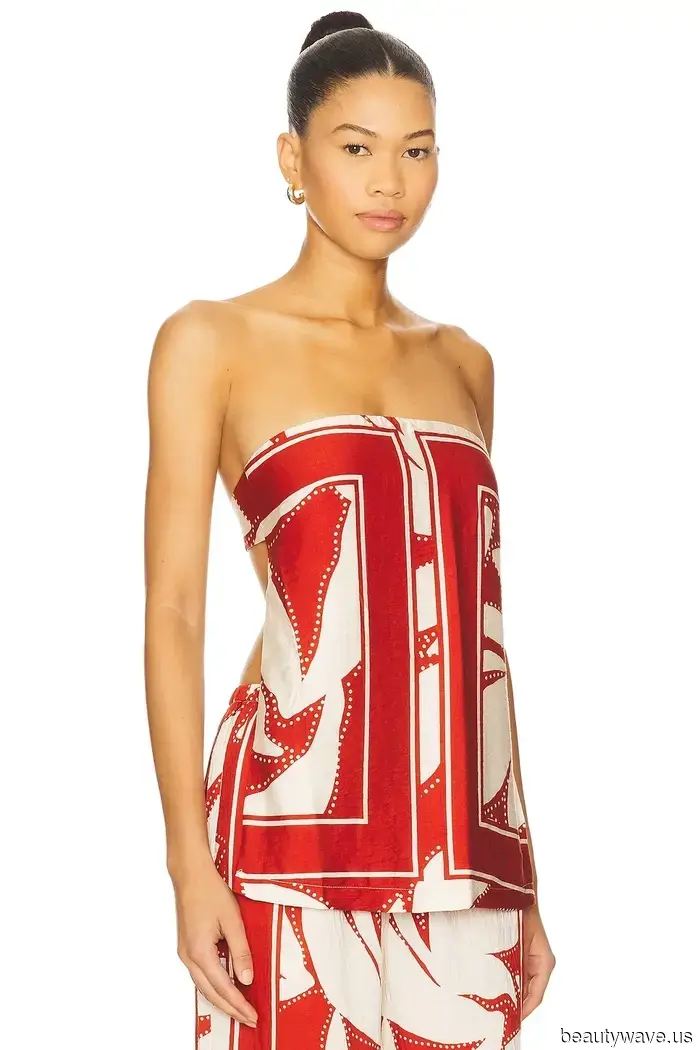 The Top-and-Pants Set That Appears Like Loungewear Yet Exudes High Fashion