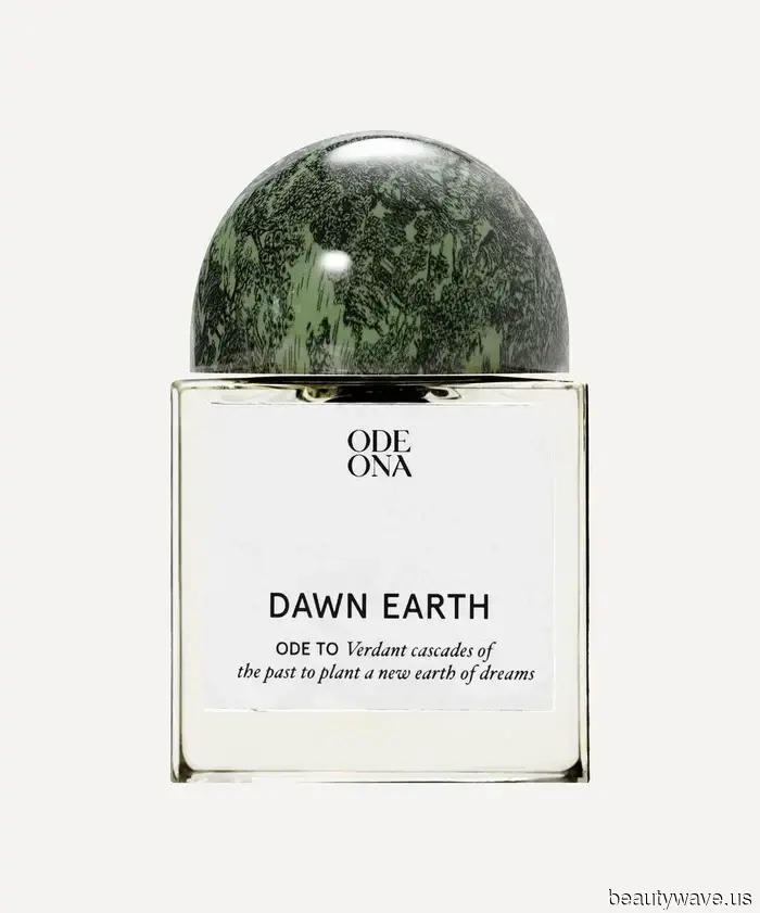 Step Aside, Florals—9 Summer Fragrances That Capture the Freshness of Newly Mown Grass