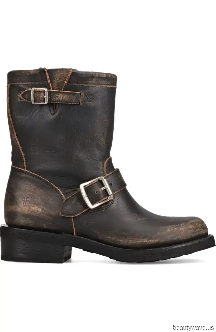 Шикарные французские женщины носят эти тренды плоской обуви с чем угодно в 2026 году.