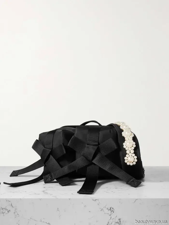 If I’m going to sport a belt bag, I want it to be one of these 21 top designer options.