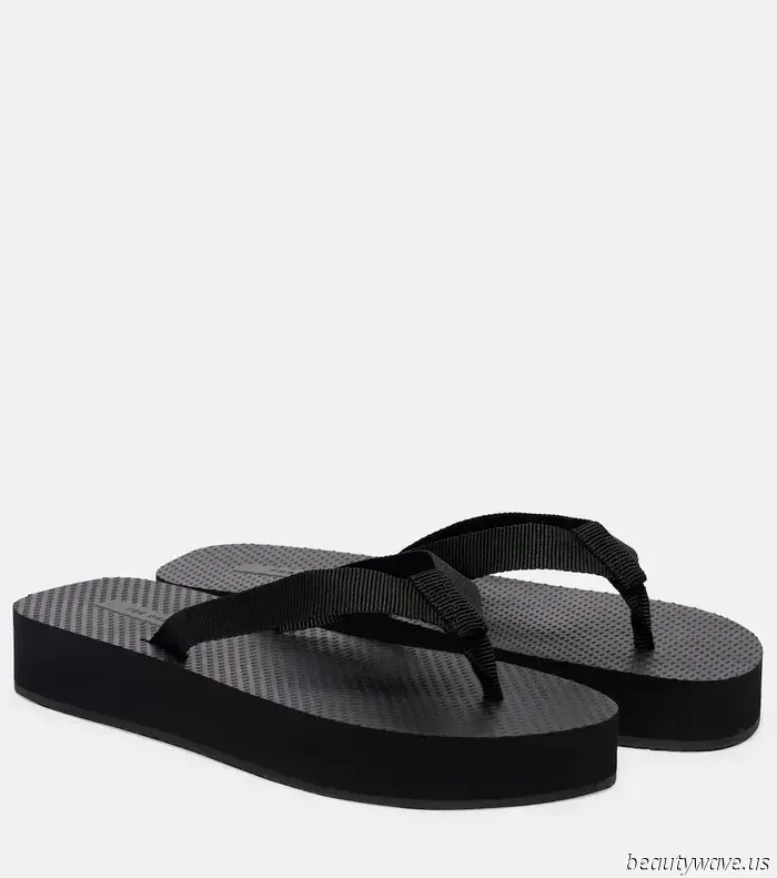 L'ho trovato: la tendenza delle gonne estive che rende le Flip-Flops nere molto più belle