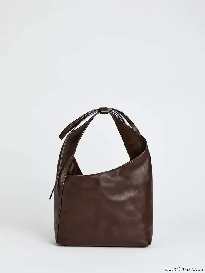 L.A. It Girls Are Trading XL Totes for the Chic Bag Trend Designed for Pilates and Matcha Outings.
