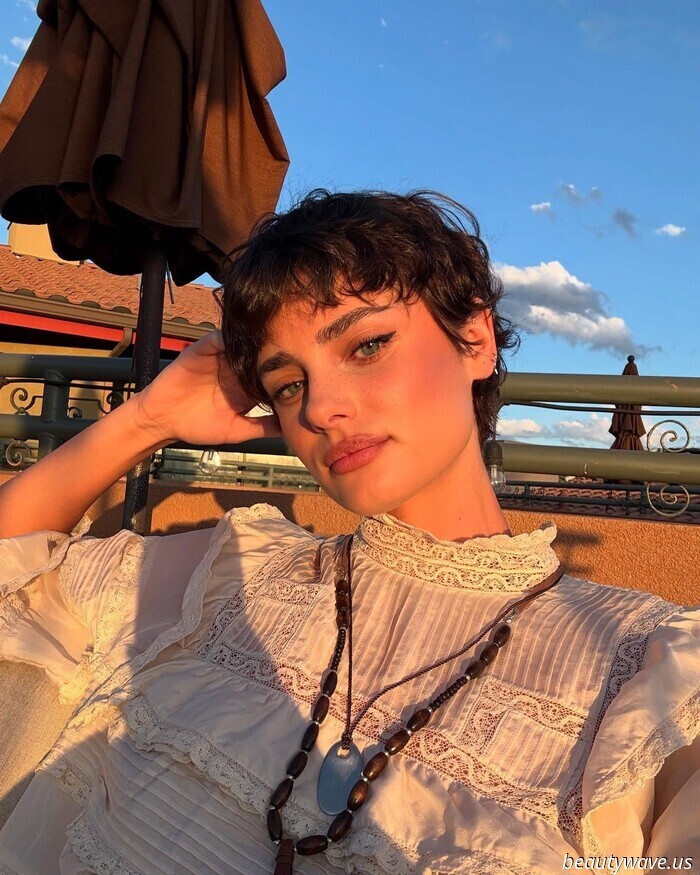 I vowed never to get a fringe—then I came across this effortlessly stylish trend on Instagram everywhere.