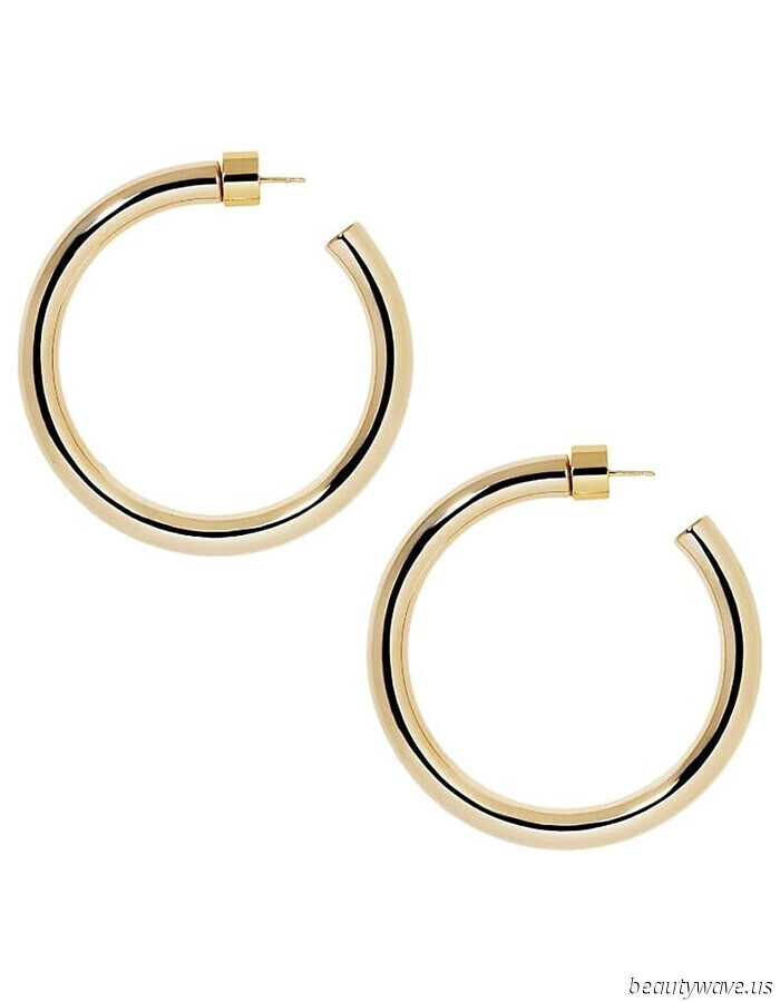 Saks has officially launched on Amazon—check out the fashion and beauty products I'm interested in.