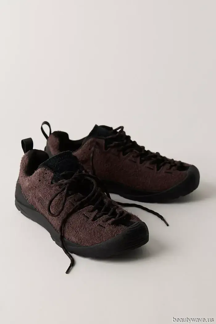 The 7 Hiking Fashion Trends Stylish Dressers Are Embracing for Outdoor Adventures