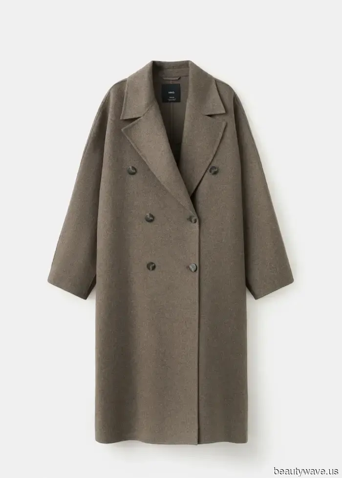 Apologies, Beanies—This Hat Trend Endorsed by J.Lo Is Dominating the Remaining Season.