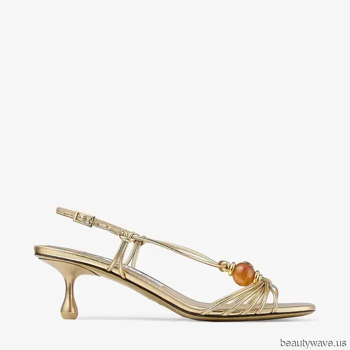 Überall tauschen It-Girls Flip-Flops gegen diesen kultigen Sommerschuh&mdash;aber er ist fast ausverkauft.
