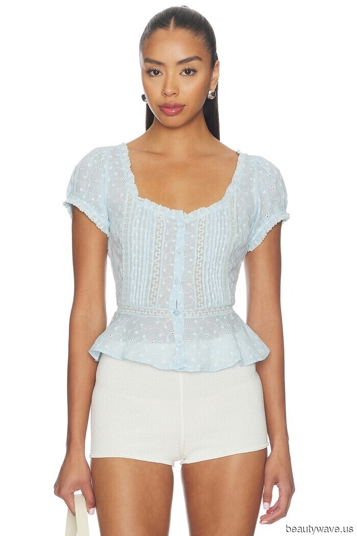 If you want to look stylish (not corny) this 4th of July weekend, opt for this, this, or this.