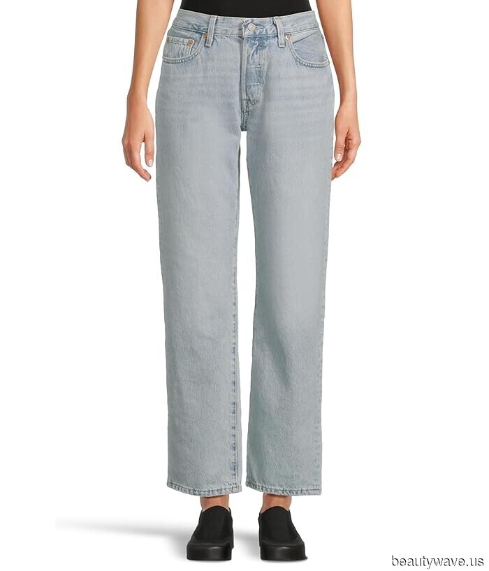 I Didn’t Have a Single Pair of Jeans (I Know), But My Stylish Coworkers Encouraged Me to Try This One Style.
