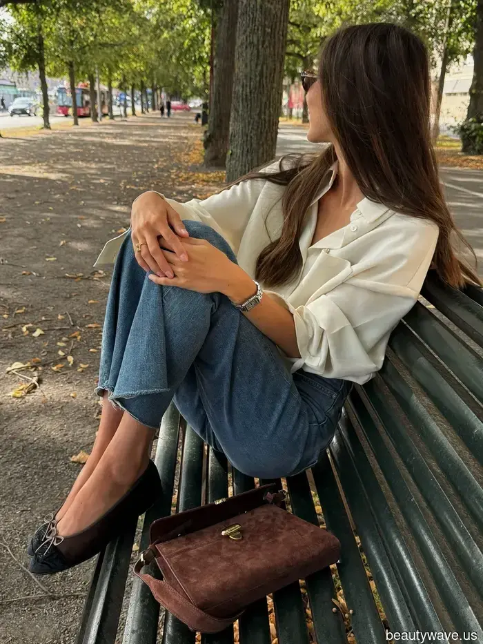 Achieving a Parisian look in Paris is only possible if you have these 12 essential fall wardrobe items.