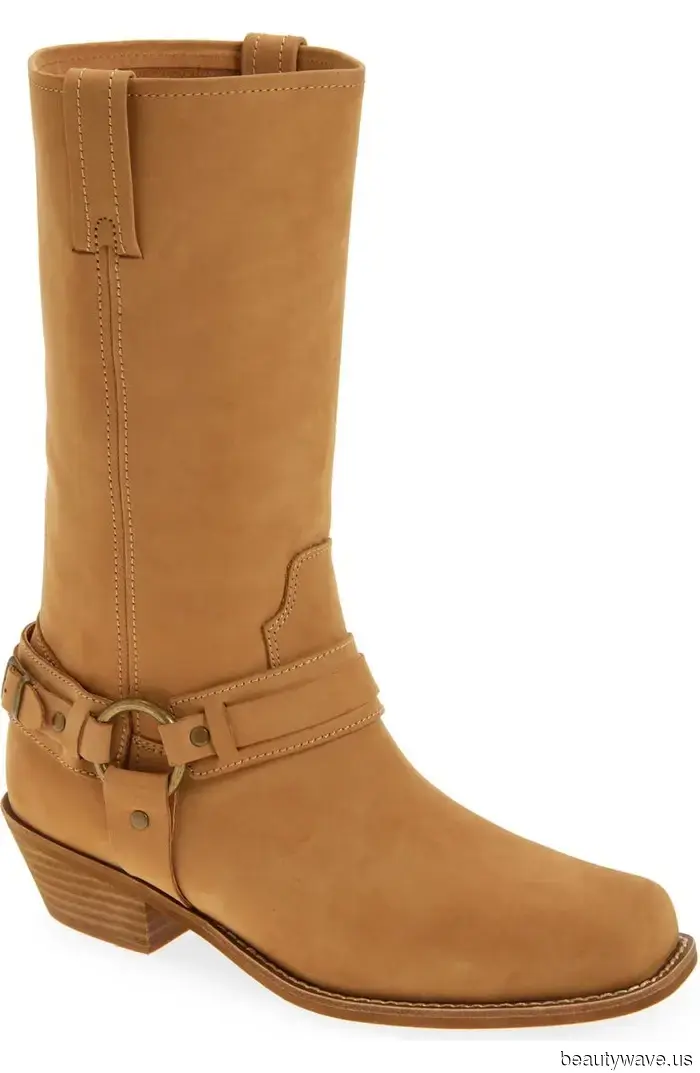 Every stylish woman is donning this "plain" yet sophisticated skirt—apologies to minis and maxis!