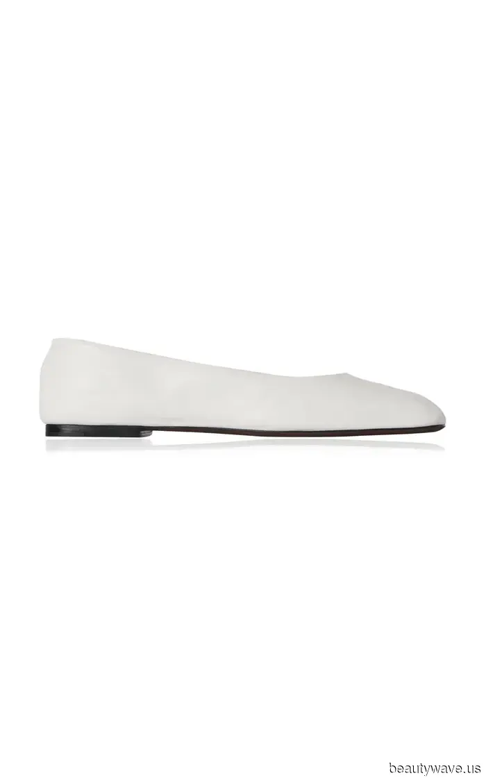 Avvistate a Tribeca e Beverly Hills: I 2025 Modi in cui le It Girl della Gen Z Indossano le Ballerine