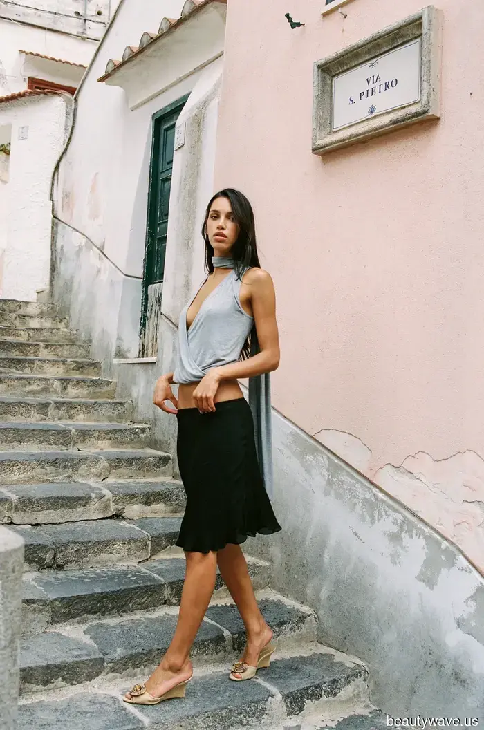 Von Vintage-Denim bis hin zu rotem Teppich-Seide&mdash;Olivia Deans Stil ist leise perfekt