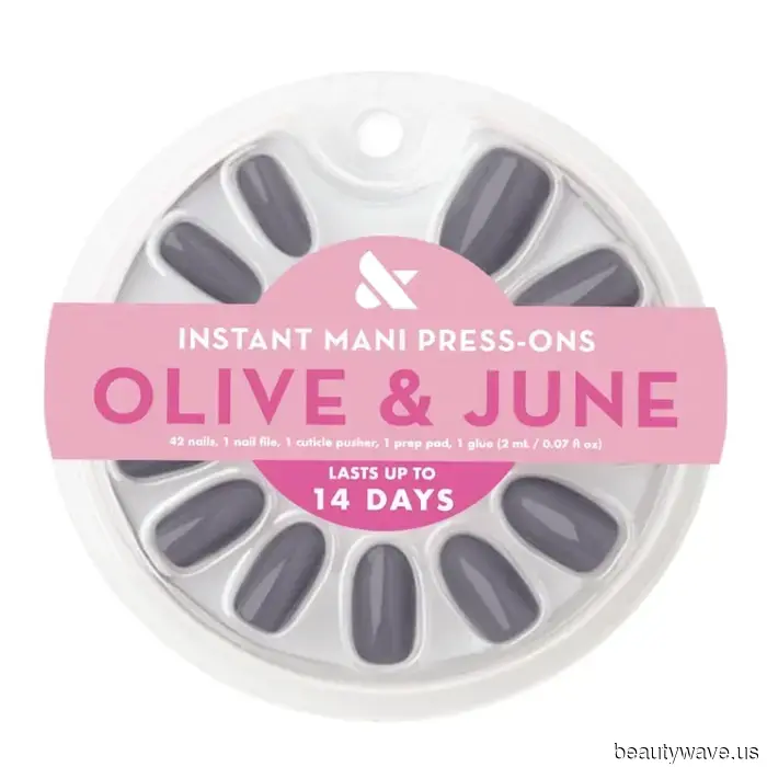 Ich bin Hailey Biebers Nagelkünstler&mdash;Hier sind 6 Drogerie-Nagel-Empfehlungen, die garantiert dein Maniküre-Erlebnis zu Hause auf das nächste Level heben.