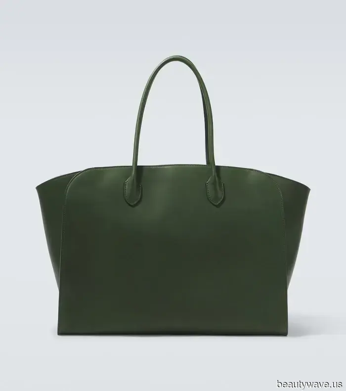 La borsa Margaux è stata dismessa, ma The Row ha svelato il suo successore, e potrebbe essere ancora più chic.