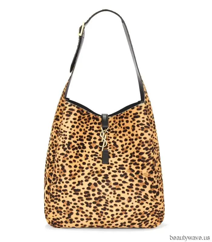 Forget the black shoes and black bag—this shoe and bag pairing looks so much cooler.