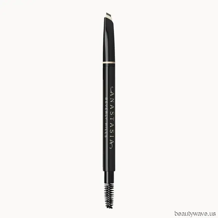 Not Botox, Not Lymphatic Drainage—This Brow Treatment Has Contoured My Face Like No Other.