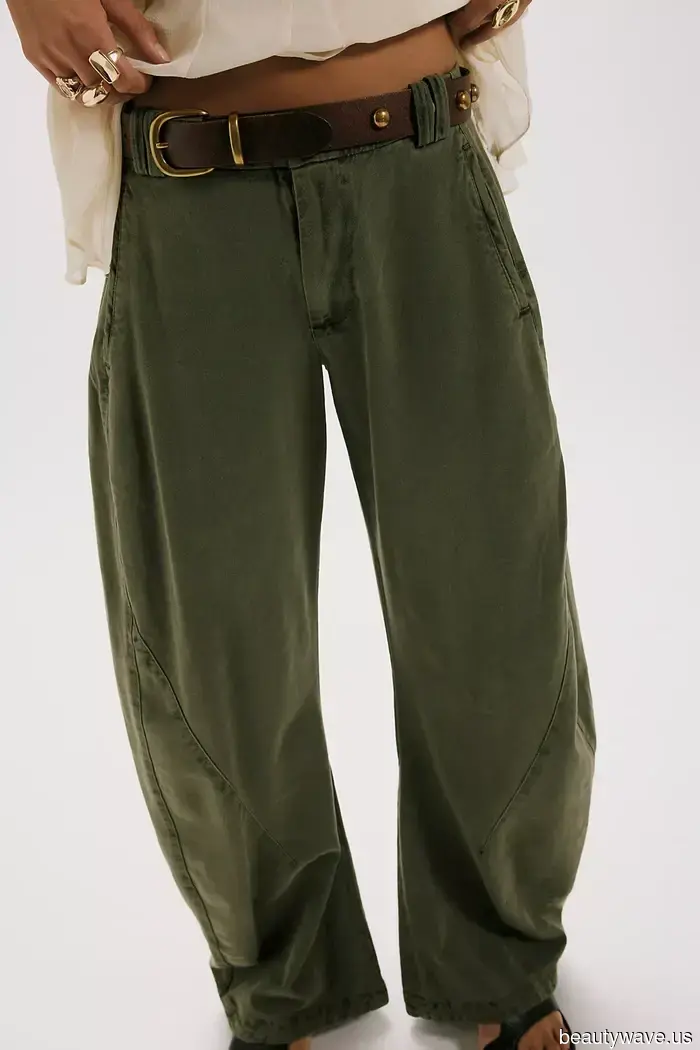 The Most Practical Pant Trend in Fashion Is Returning—Here Are 7 Stylish Ways to Wear Them in 2026.