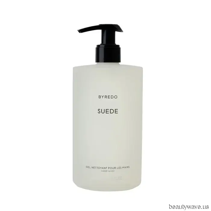 I've Embraced Fall as My Whole Personality—Here’s My Collection of Stylish Candles, Handwashes, and Home Decor Items.