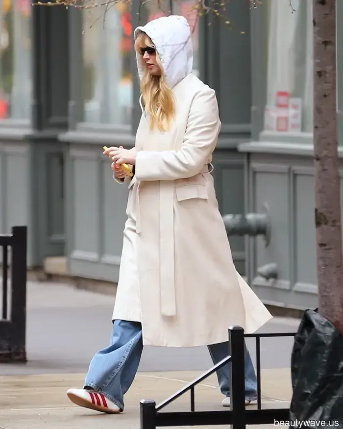 Mia sorella continua a prendere i miei jeans e le mie sneakers, quindi le faccio prendere i suoi&mdash;32 scelte chic che consiglio vivamente