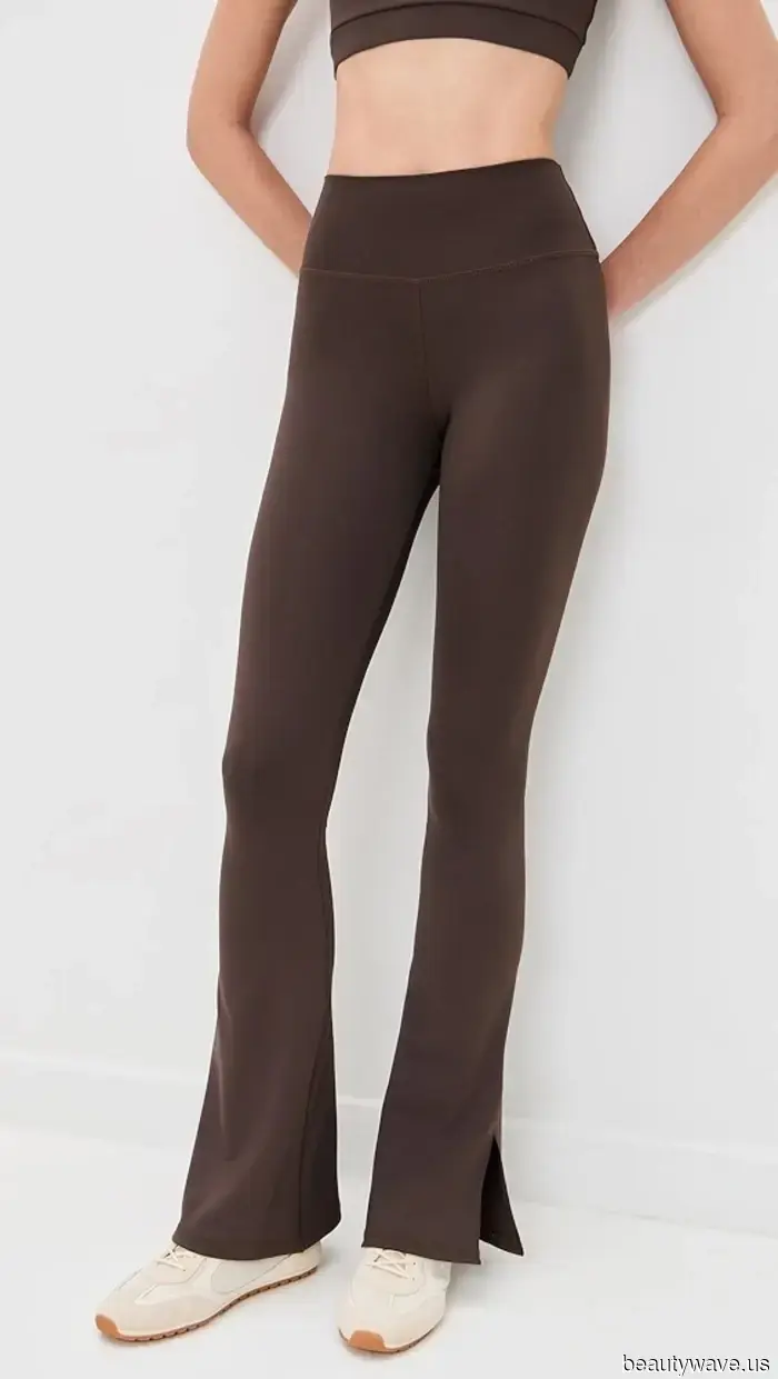 If you plan to wear brown leggings, this is the sneaker color that will keep your look elegant.