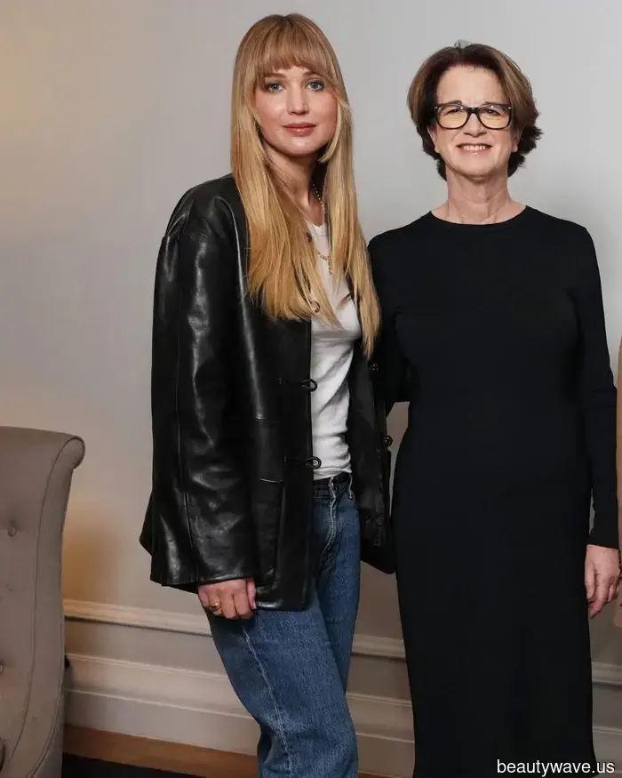 Jennifer Lawrence Recently Donned the Stylish Leather Jacket That Is at the Top of My Colleagues' Winter Wish Lists.
