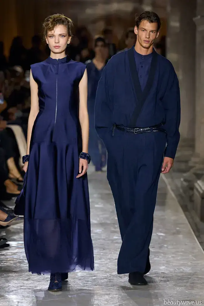 Giorgio Armani's 50th—and final—collection paid tribute to the legacy of the late designer.
