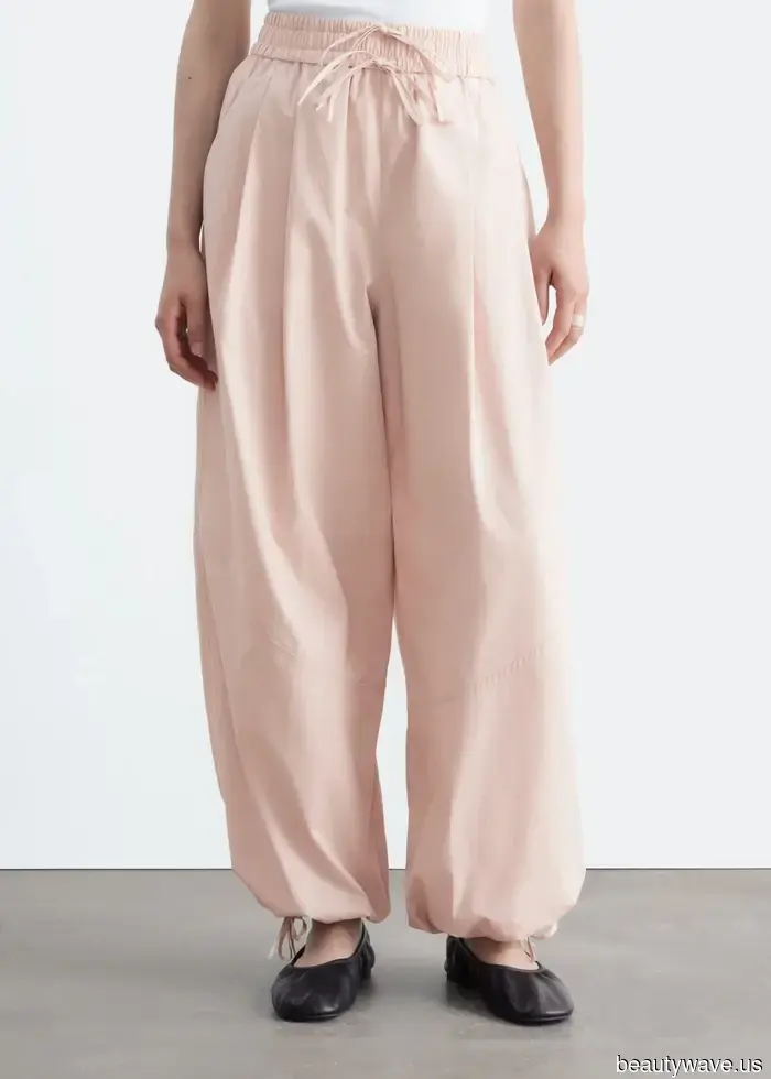 I'm Prepared for Autumn, Yet It's Still Warm—7 Stylish Trouser Trends That Are Suitable for Both Seasons