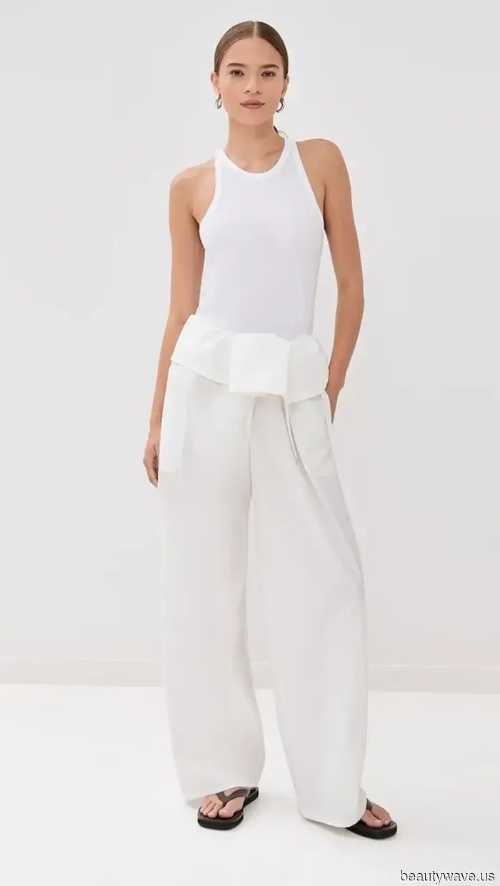 Black sandals are great, but in NYC, it’s common knowledge that this shoe color pairs more stylishly with white pants.