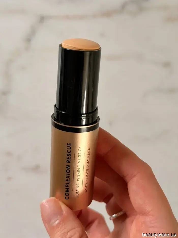 Ich hasse das Gefühl von schwerem Make-up&mdash;diese aufbaubaren Formeln sind wie "deine Haut, aber besser"