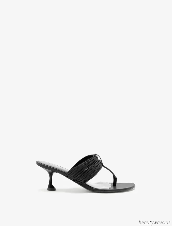 To achieve a stylish fashion-forward look, pair this shoe trend with cropped pants.