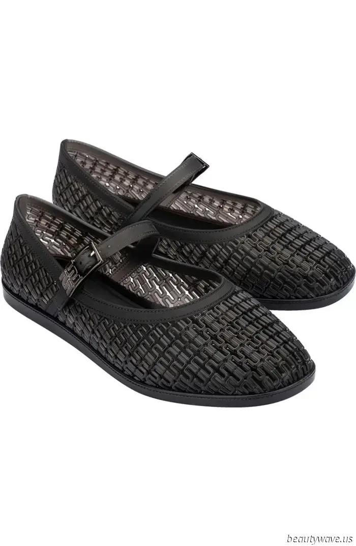 I Tried the Most Outrageous Clear Shoe Trend of 2025, and It Turns Out It's Quite Simple to Style.