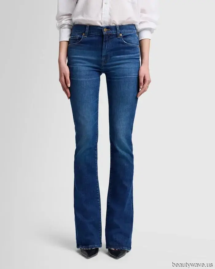 If you team your flared jeans with any of these 6 items, I appreciate your fashion sense.