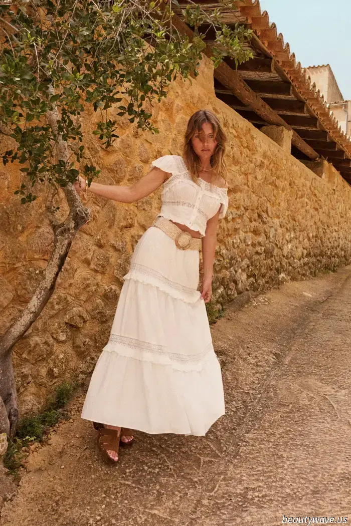 I'm a Gen Z fashion editor—here's the skirt trend that my friends and I in London are currently loving.