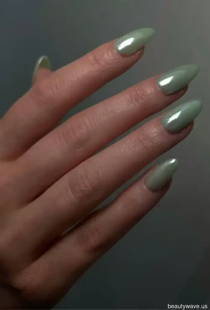 Chrome Nails Aren’t Just a Trend; They Reflect My Personality—26 Stylish Designs I’ve Collected