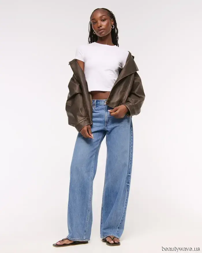 Every fashionable individual I know has a pair of M&S jeans—this is the chic look I frequently wear.