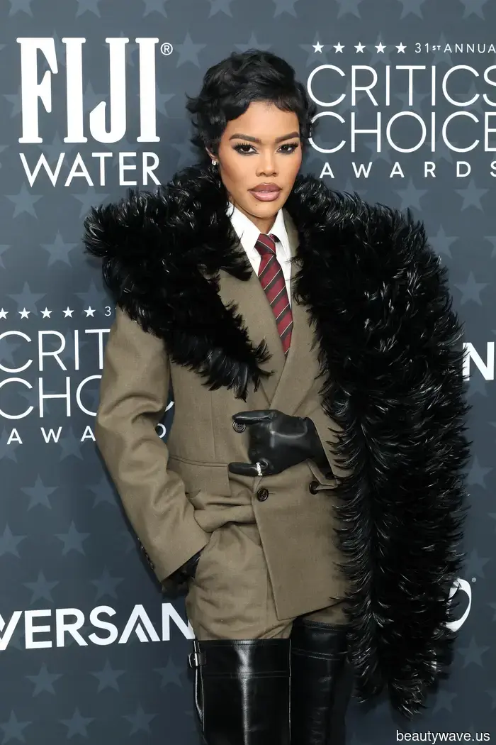 Мгновенные реакции, ноль фильтров: Прямой модный комментарий на церемонии вручения премии Critics Choice Awards 2026