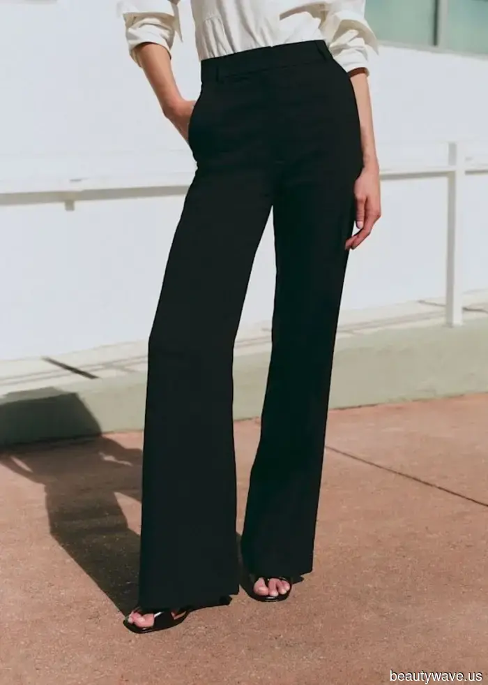 Kate Moss has just landed at the airport sporting the anti-jeans trouser trend that I genuinely suggest wearing while traveling.